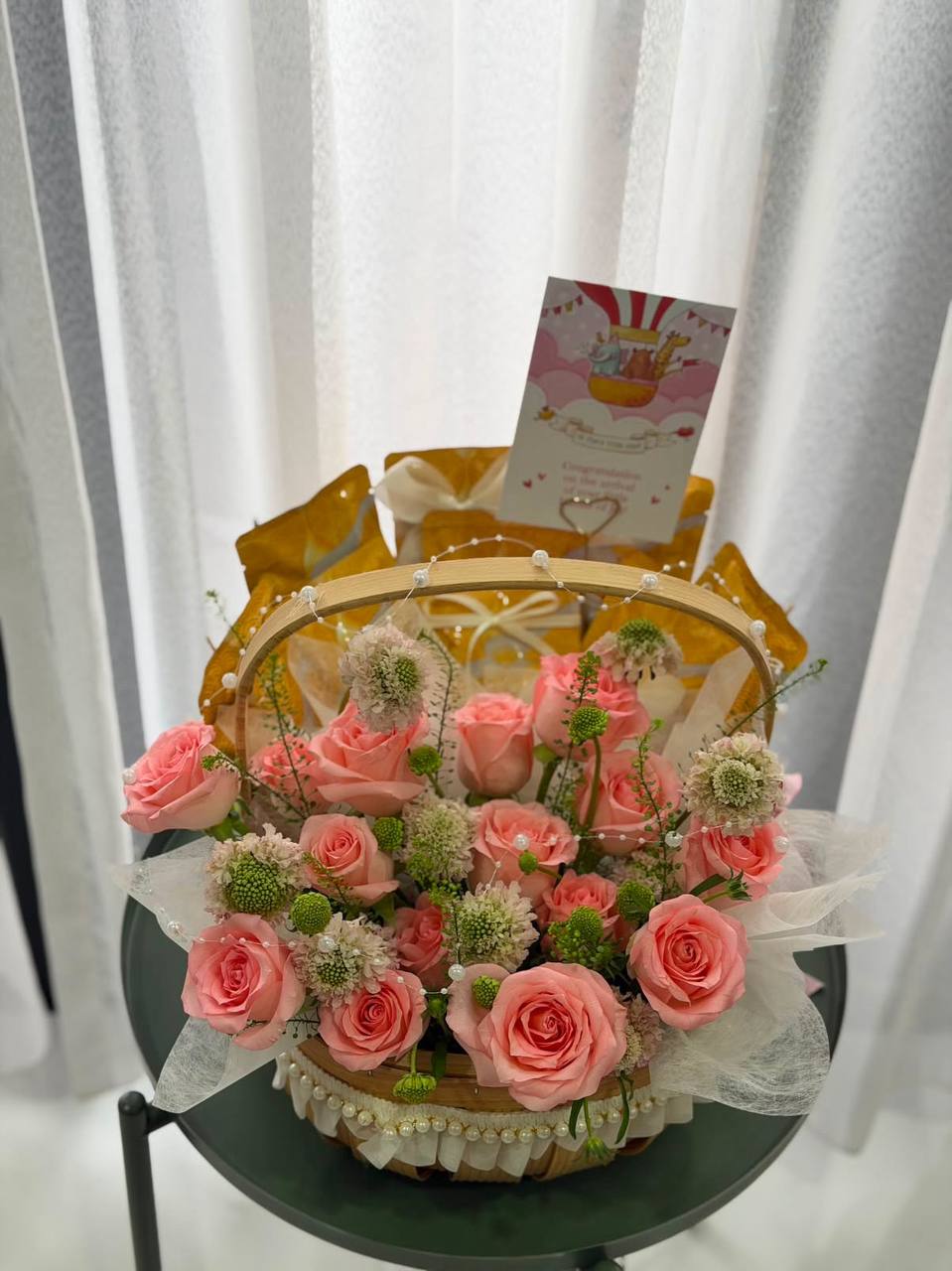 粉玫瑰满月礼篮 · 喜迎新生