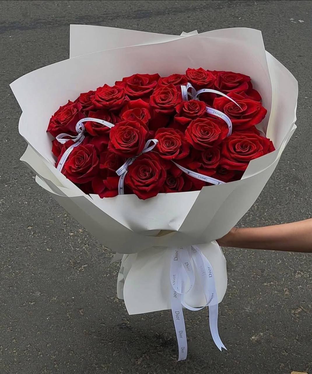 红玫瑰花束 · 挚爱如初